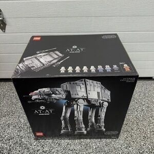 LEGO Star Wars UCS AT-AT 75313 Sealed